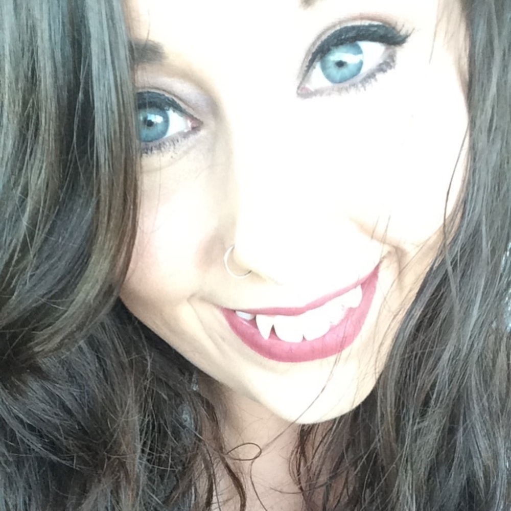 Meet your Posher, Pamela